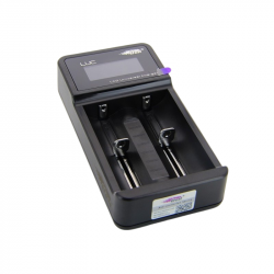 Charger Luc V2 secteur + allume cigare Efest